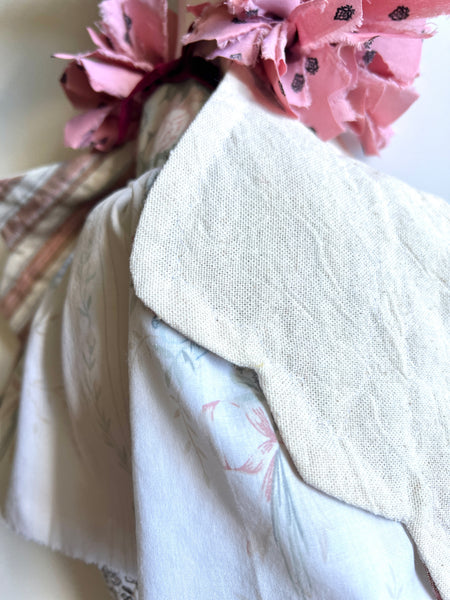 Bespoke Wonder-Filled Goose// Vintage Wildflower