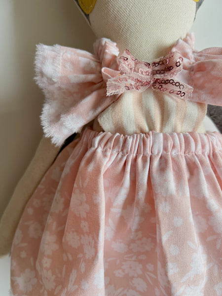 Wonder-Filled Cow // Pink Twinkle