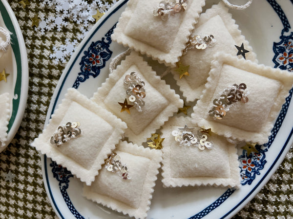 That's Amore // Fancy Pasta Ornament Set