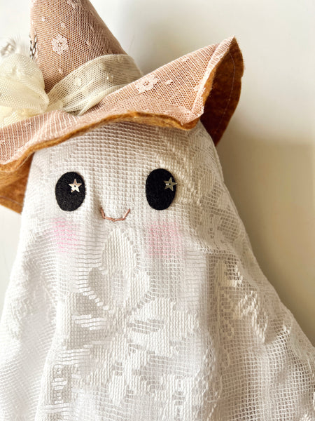 Wonder-Filled Attic Ghost// Vintage Scalloped Lace