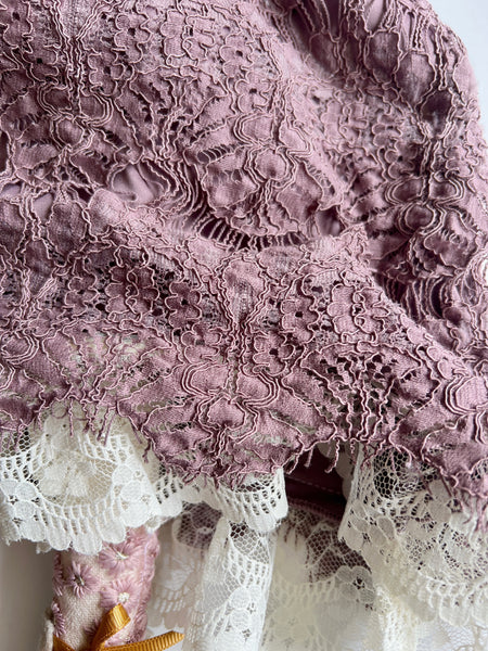 Wonder-Filled Attic Ghost// Plum Lace
