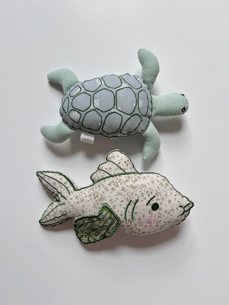 Fish & Turtle Cushion Set