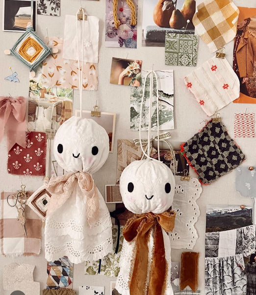 Vintage-Inspired Hanging Ghost