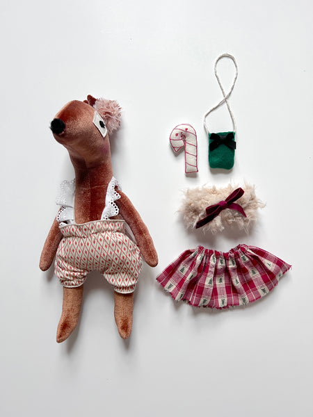 Velvet Fawn Bespoke Holiday Set // Underneath the Tree