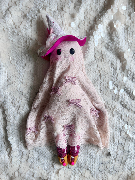 Wonder-Filled Attic Ghost// Fancy Pink Shimmer