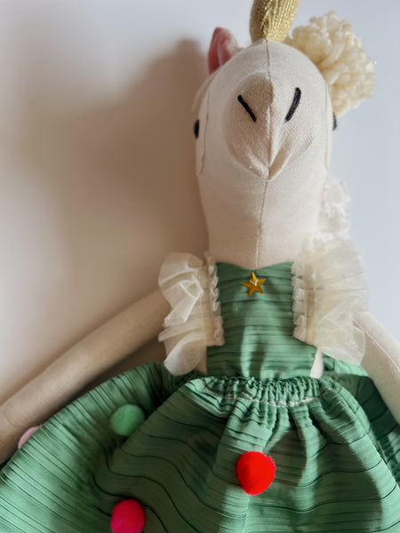 Wonder-Filled Unicorn // Deck the Halls