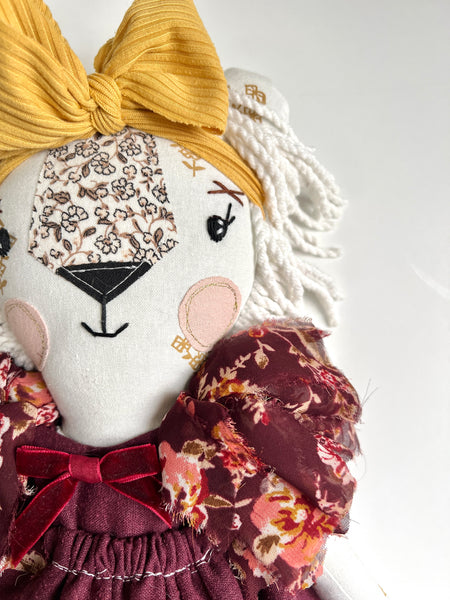 Nostalgic Attic Collection // Lioness