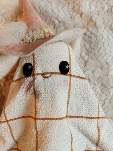 Wonder-Filled Attic Ghost// 32