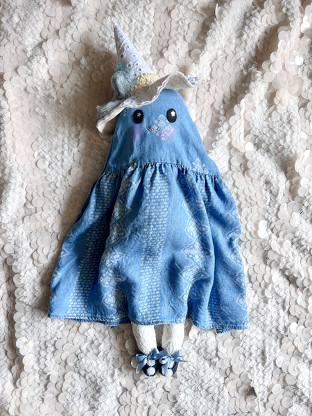 Wonder-Filled Attic Ghost// Floral Indigo