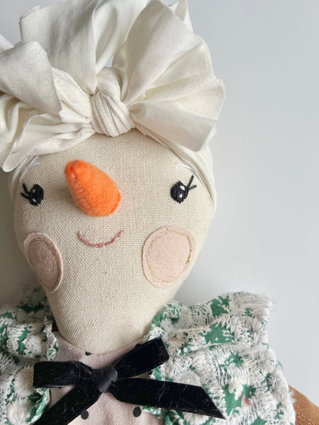 Wonder-Filled Snowbabe // Nutcracker Dot