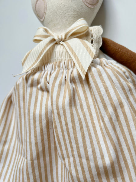 Wonder-Filled Snowbabe // Classic Black & Tan Stripe