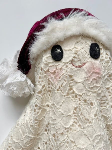Spirit of the Holiday Bespoke Doll // Textured Cream Lace