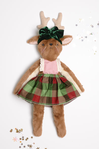 Wonder-Filled Reindeer // Traditional Evergreen