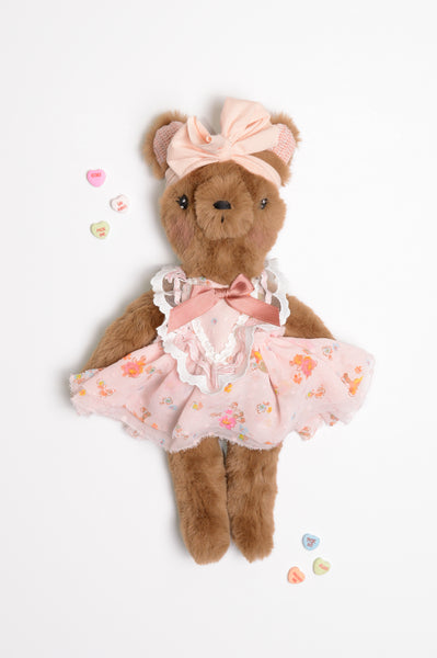 Fuzzy Baby Bear // Valentine Garden
