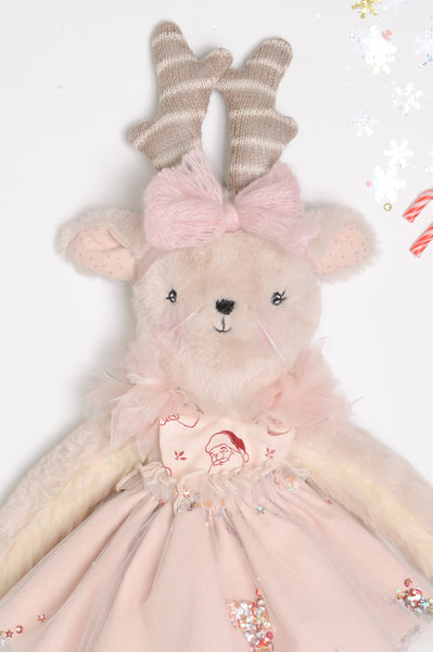 Wonder-Filled Reindeer // 1