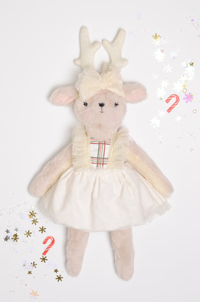 Wonder-Filled Reindeer // 4