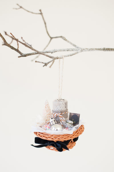 Dainty Gift Basket Ornament