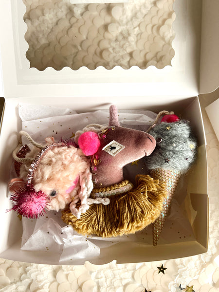 Deluxe Couture Ornament Set