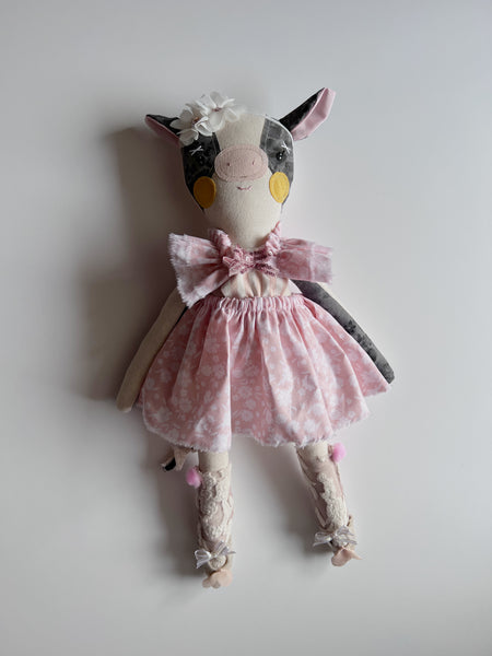 Wonder-Filled Cow // Pink Twinkle
